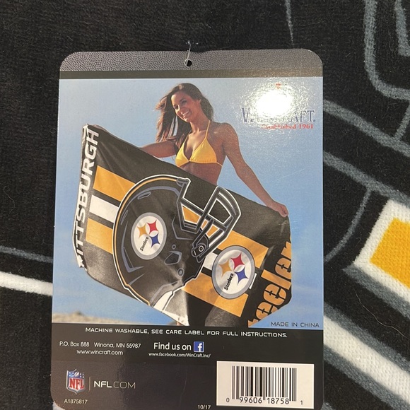 Official NFL Pittsburgh Steelers Beach Towel-30x60 - Picture 4 of 5